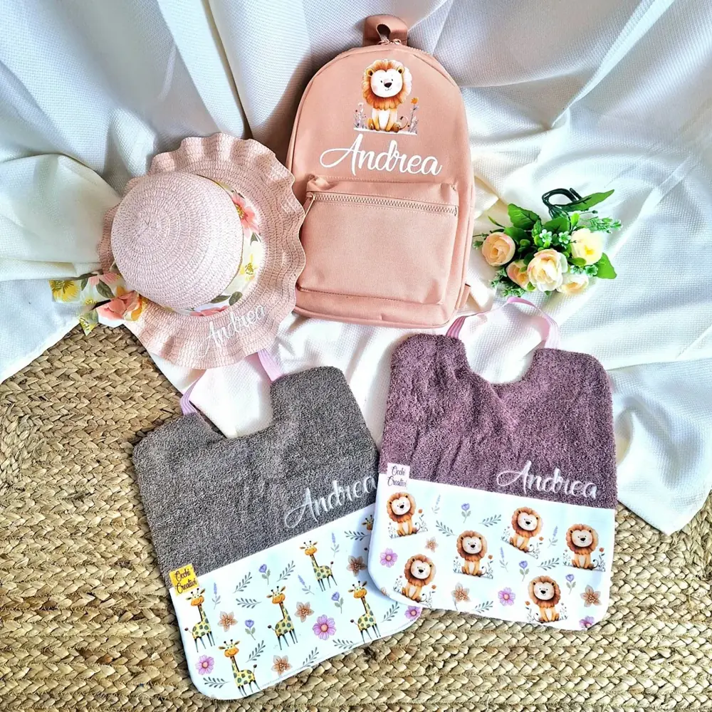 Set Zainetto, Cappellino e Bavette